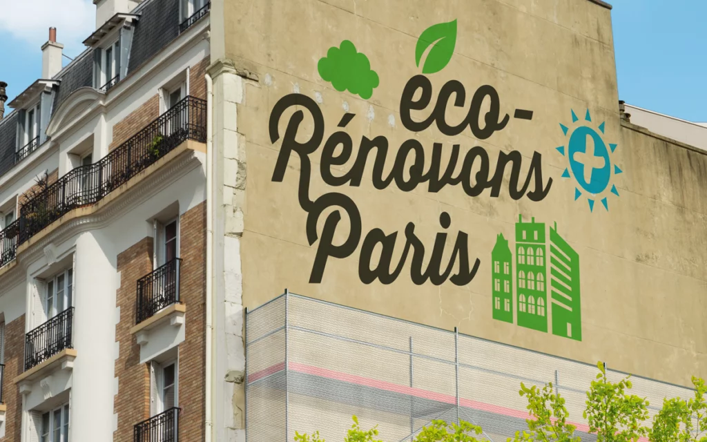 logo eco renovons paris sur batiment