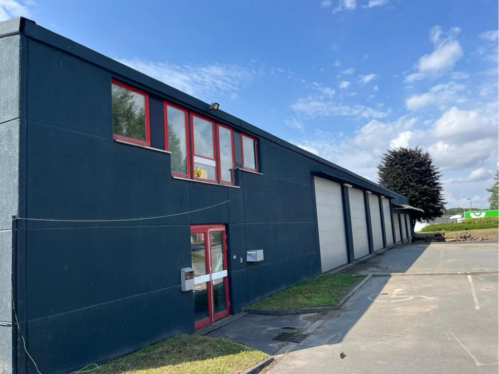 Bâtiment tertiaire, bureau et local